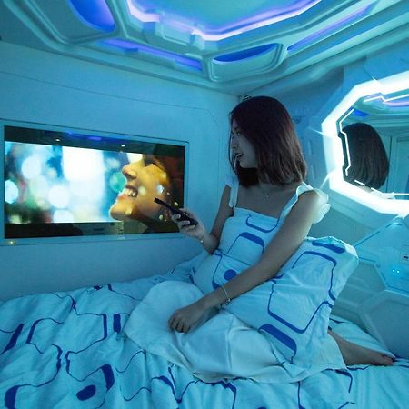 Jc Space Capsule Hotel Kuah Eksteriør billede