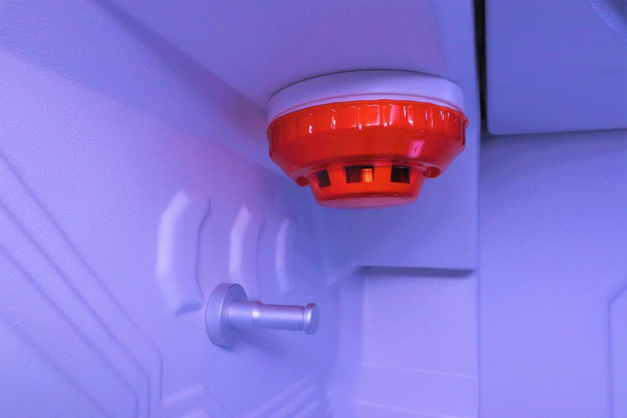 Jc Space Capsule Hotel Kuah Eksteriør billede